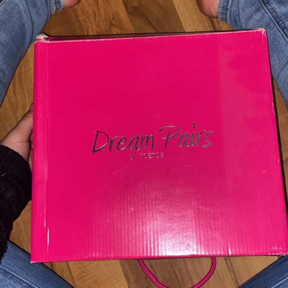 Heels - Picture 3 of 7